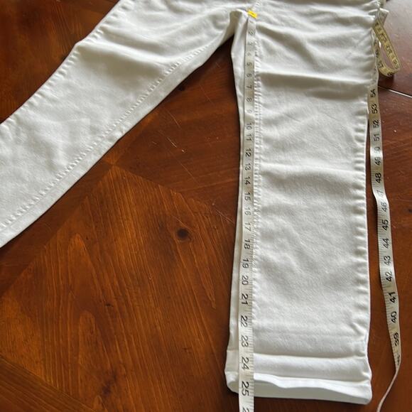 Almost Famous Size 3 White Stretch Denim High Waist Jeans Cropped Ankle Y2K - Picture 14 of 14